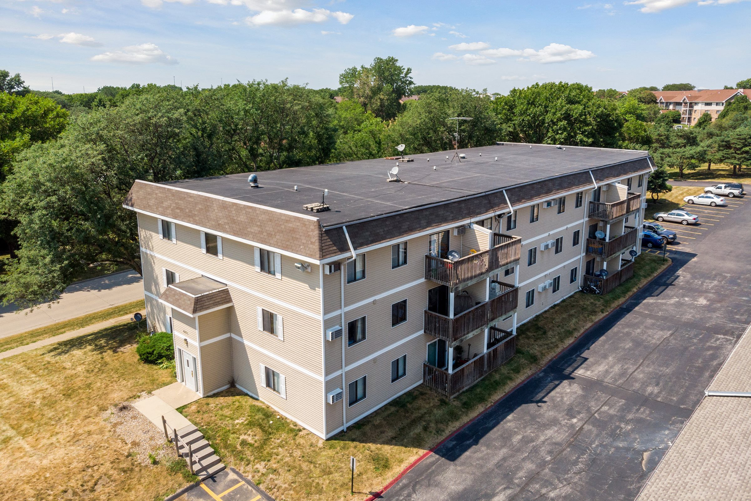 Photos and Video of Woodland West in West Des Moines, IA